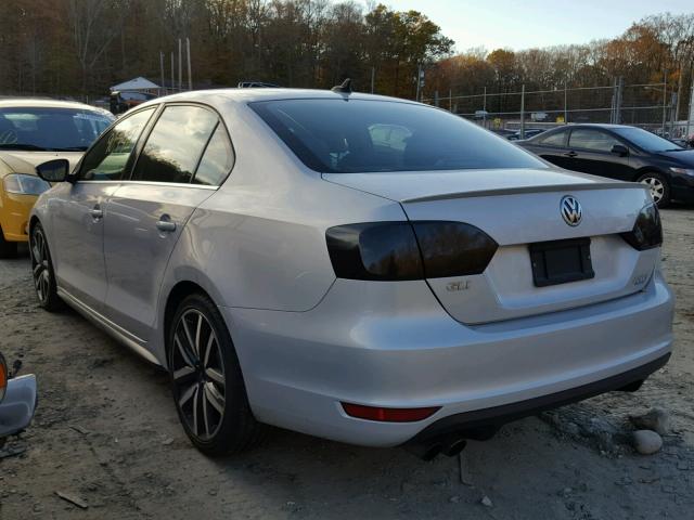 3VW4A7AJ3CM450190 - 2012 VOLKSWAGEN JETTA GLI SILVER photo 3
