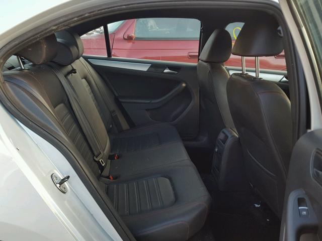 3VW4A7AJ3CM450190 - 2012 VOLKSWAGEN JETTA GLI SILVER photo 6