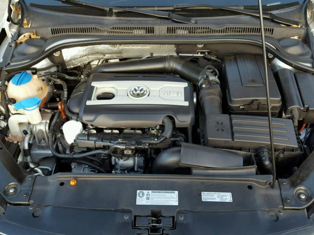 3VW4A7AJ3CM450190 - 2012 VOLKSWAGEN JETTA GLI SILVER photo 7