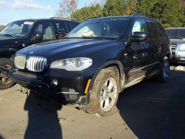 5UXZW0C55D0B96392 - 2013 BMW X5 XDRIVE3 Սև լուսանկար 2