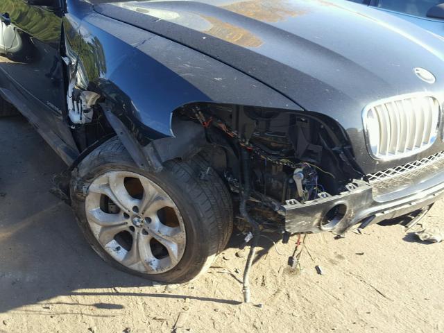5UXZW0C55D0B96392 - 2013 BMW X5 XDRIVE3 Սև լուսանկար 9