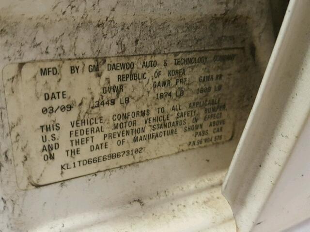 KL1TD66E69B673102 - 2009 CHEVROLET AVEO LS WHITE photo 10