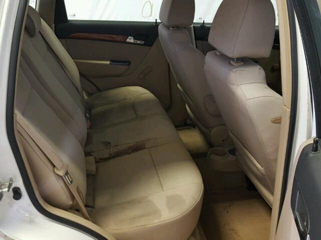 KL1TD66E69B673102 - 2009 CHEVROLET AVEO LS WHITE photo 6