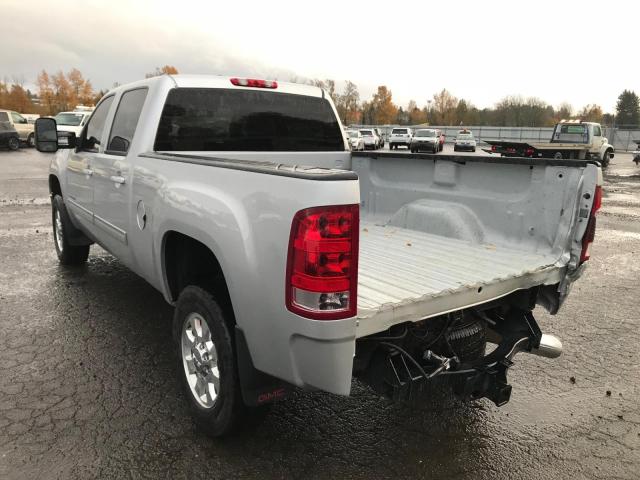 1GT424E82DF137011 - 2013 GMC SIERRA K35 SILVER photo 3