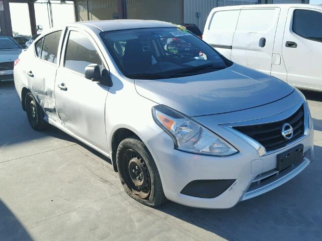 3N1CN7AP4FL831079 - 2015 NISSAN VERSA S SILVER photo 1