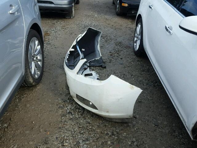 1G4PS5SK1D4161276 - 2013 BUICK VERANO WHITE photo 9