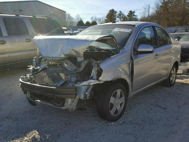 KL1TD56E59B614195 - 2009 CHEVROLET AVEO LS SILVER photo 2