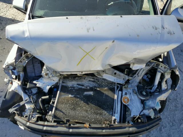 KL1TD56E59B614195 - 2009 CHEVROLET AVEO LS SILVER photo 7