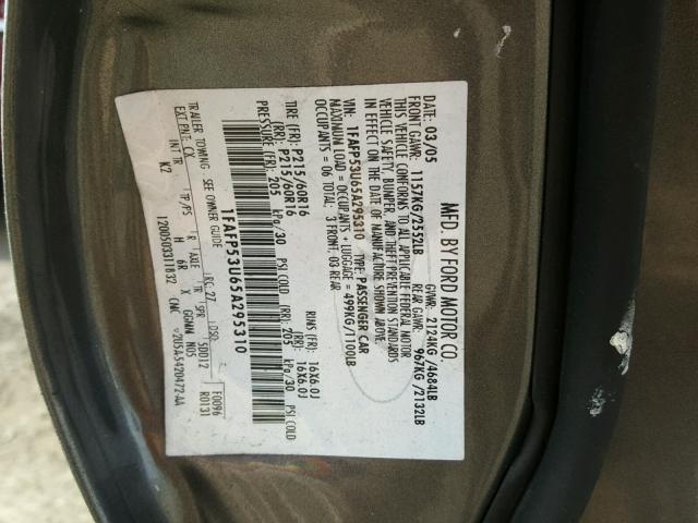 1FAFP53U65A295310 - 2005 FORD TAURUS SE GRAY photo 10