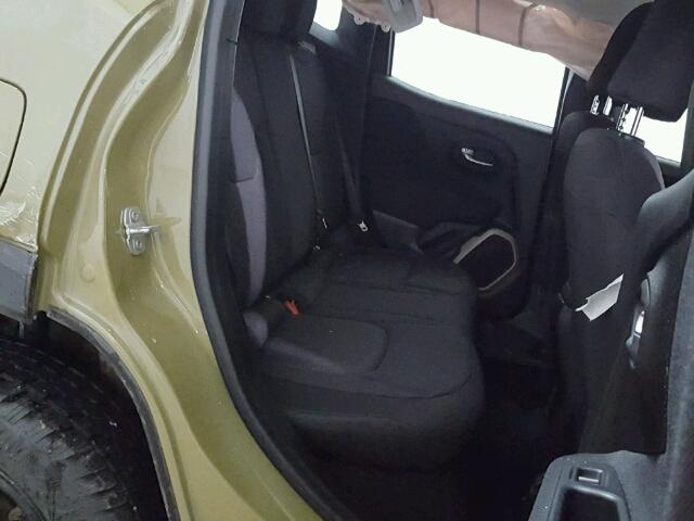 ZACCJBAT8FPB82497 - 2015 JEEP RENEGADE S 绿色 照片 6