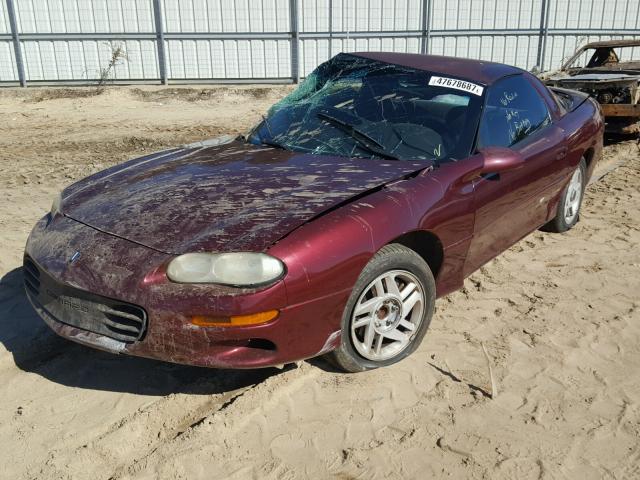 2G1FP22K612123763 - 2001 CHEVROLET CAMARO RED photo 2