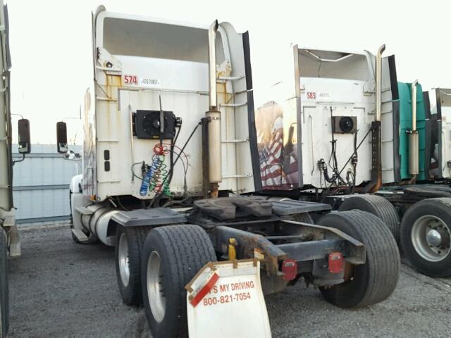 1FUJA6CV07LZ17596 - 2007 FREIGHTLINER CONVENTION WHITE photo 3