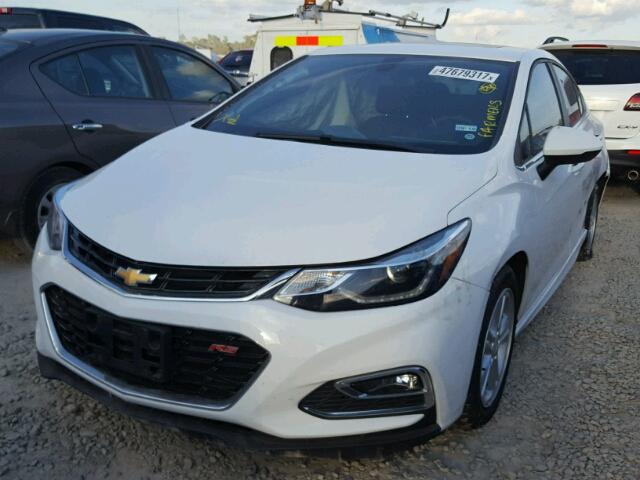 1G1BE5SM3H7192341 - 2017 CHEVROLET CRUZE LT WHITE photo 2