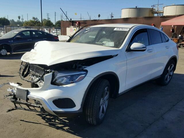 WDC0J4KBXJF323709 - 2018 MERCEDES-BENZ GLC COUPE WHITE photo 2