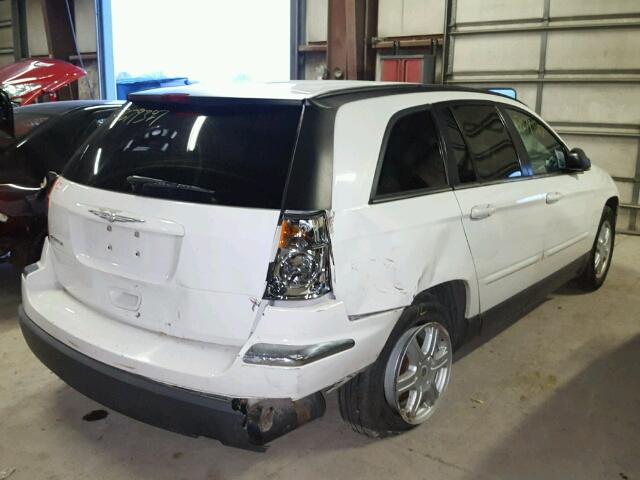 2C8GM684X4R639817 - 2004 CHRYSLER PACIFICA WHITE photo 4