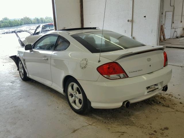 KMHHM65D25U162066 - 2005 HYUNDAI TIBURON WHITE photo 3