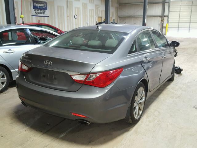 5NPEC4AC9CH409294 - 2012 HYUNDAI SONATA SE GRAY photo 4