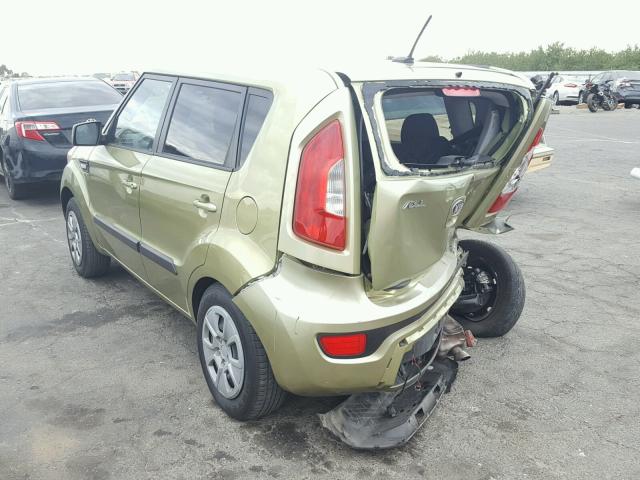 KNDJT2A51D7584276 - 2013 KIA SOUL GREEN photo 3