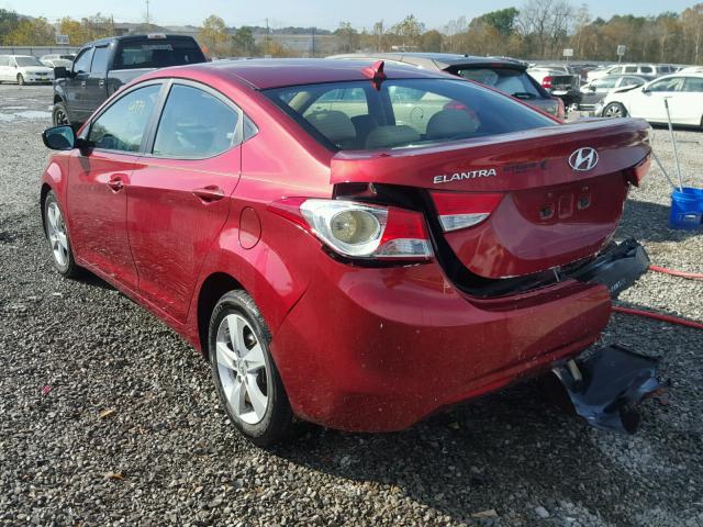 5NPDH4AE0DH320665 - 2013 HYUNDAI ELANTRA GL RED photo 3