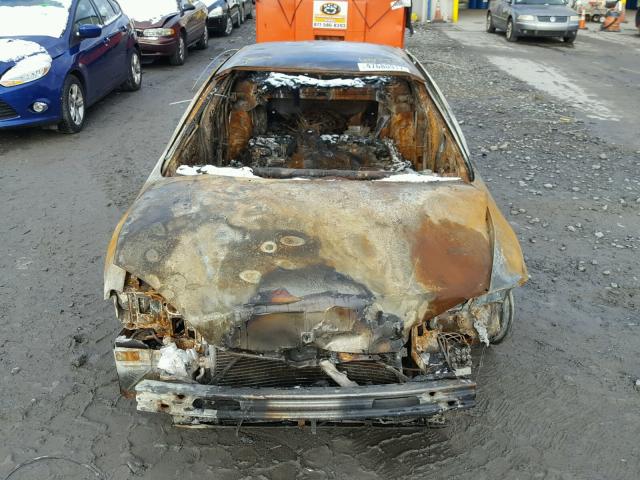 2B3HD56J2XH746557 - 1999 DODGE INTREPID E BURN photo 9