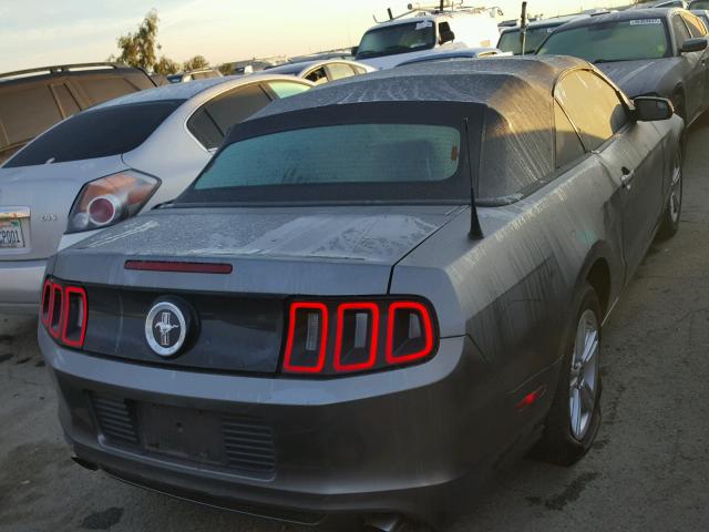 1ZVBP8EM6D5209876 - 2013 FORD MUSTANG GRAY photo 4