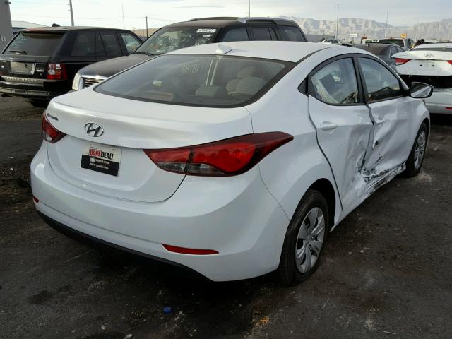 5NPDH4AE9GH743247 - 2016 HYUNDAI ELANTRA SE WHITE photo 4