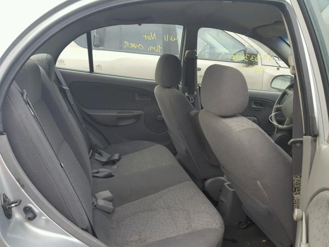 KNADC125756402705 - 2005 KIA RIO GRAY photo 6