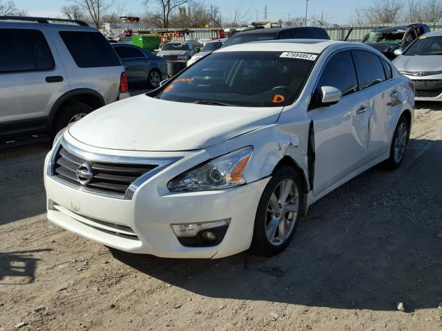 1N4AL3AP5EC296847 - 2014 NISSAN ALTIMA 2.5 WHITE photo 2