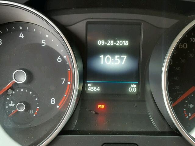 3VV2B7AX6JM033009 - 2018 VOLKSWAGEN TIGUAN SE Schwarz Foto 8