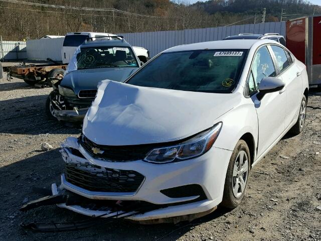 1G1BC5SM9H7185934 - 2017 CHEVROLET CRUZE LS WHITE photo 2