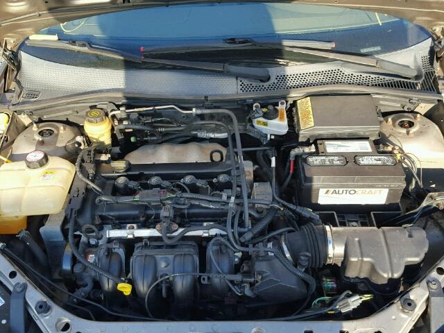 1FAFP34N55W141265 - 2005 FORD FOCUS ZX4 GOLD photo 7