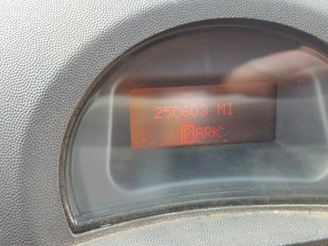 2G2WP522251162715 - 2005 PONTIAC GRAND PRIX GRAY photo 8