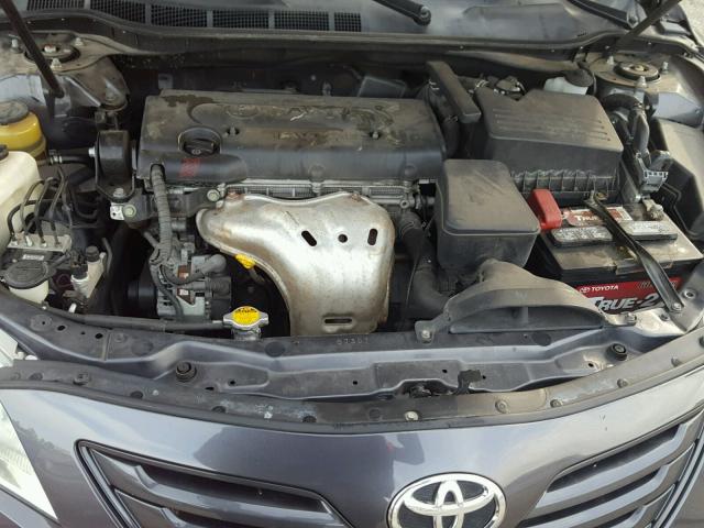 4T1BE46K89U878125 - 2009 TOYOTA CAMRY BASE GRAY photo 7