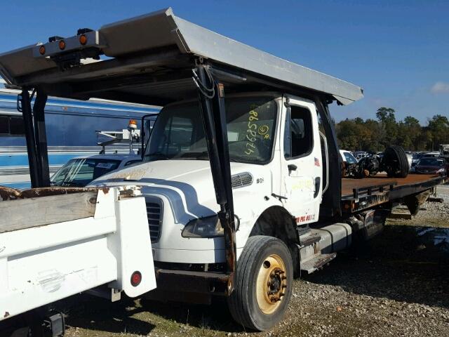 1FVACXBS7DHFD7803 - 2013 FREIGHTLINER M2 106 MED WHITE photo 2