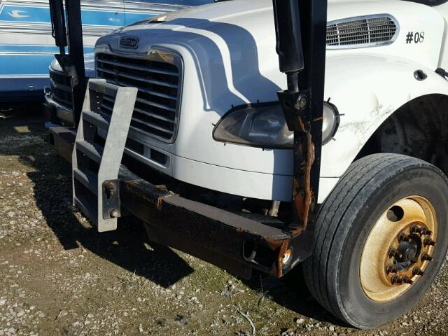 1FVACXBS7DHFD7803 - 2013 FREIGHTLINER M2 106 MED WHITE photo 9