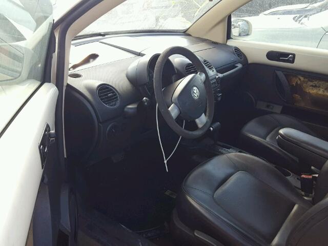 3VWRF31Y67M420040 - 2007 VOLKSWAGEN NEW BEETLE 白色 照片 9