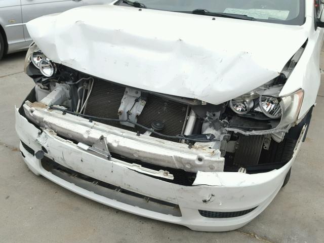 JA3AU26U78U014303 - 2008 MITSUBISHI LANCER ES WHITE photo 9