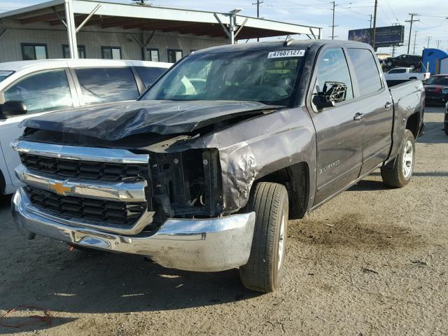 3GCUKREC7GG137574 - 2016 CHEVROLET SILVERADO GRAY photo 2