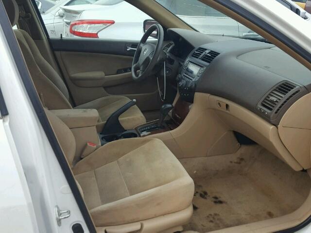 1HGCM56767A194865 - 2007 HONDA ACCORD EX WHITE photo 5