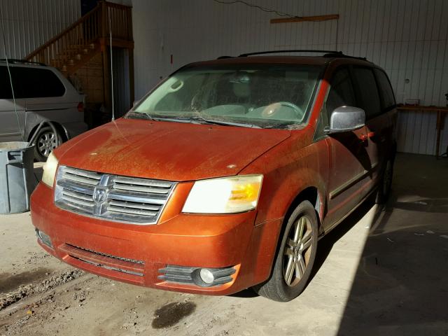 2D8HN54X28R715793 - 2008 DODGE GRAND CARA ORANGE photo 2