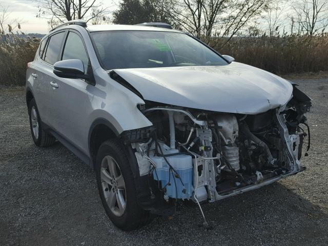 2T3RFREV8FW236740 - 2015 TOYOTA RAV4 XLE SILVER photo 1