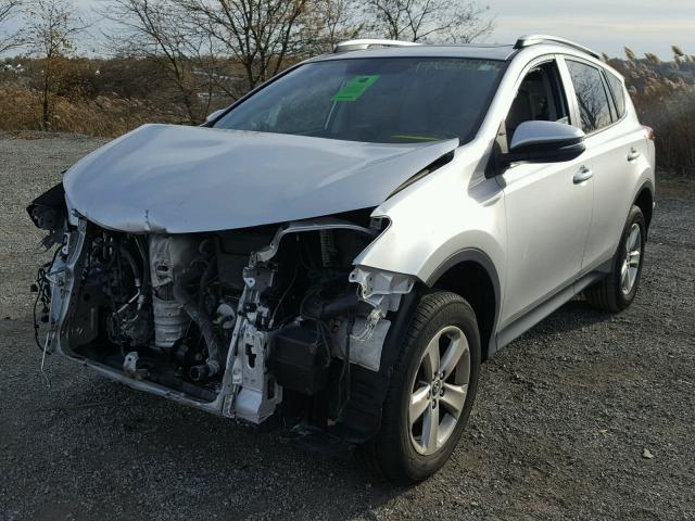 2T3RFREV8FW236740 - 2015 TOYOTA RAV4 XLE SILVER photo 2