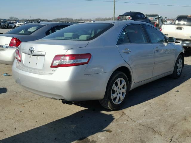 4T1BF3EK4BU139820 - 2011 TOYOTA CAMRY BASE SILVER photo 4