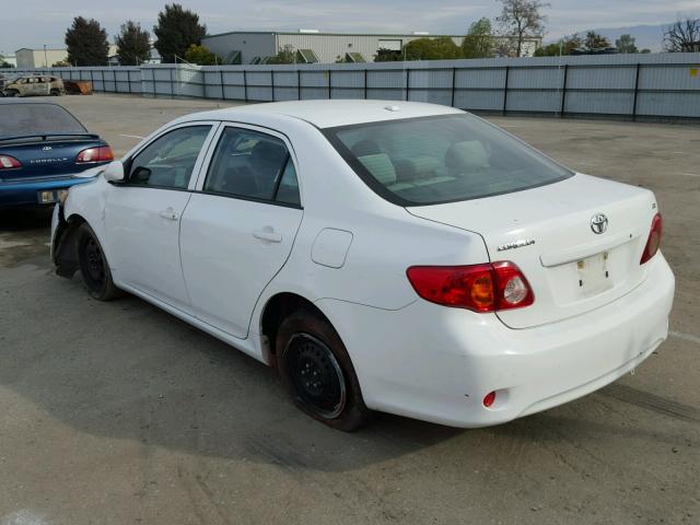 JTDBL40E19J015472 - 2009 TOYOTA COROLLA BA WHITE photo 3