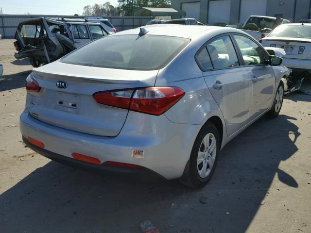 KNAFK4A66G5604192 - 2016 KIA FORTE LX SILVER photo 4