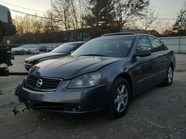 1N4AL11D45N930163 - 2005 NISSAN ALTIMA S GRAY photo 2