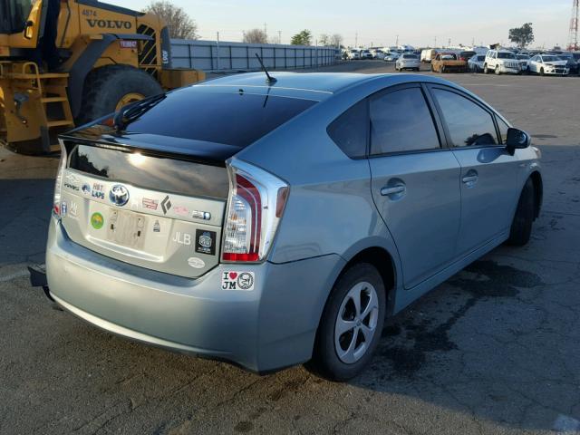 JTDKN3DUXE1791437 - 2014 TOYOTA PRIUS GREEN photo 4