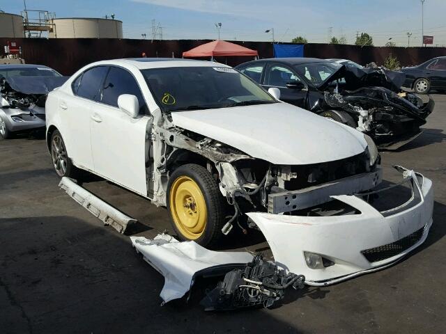 JTHBE262365003905 - 2006 LEXUS IS 350 WHITE photo 1