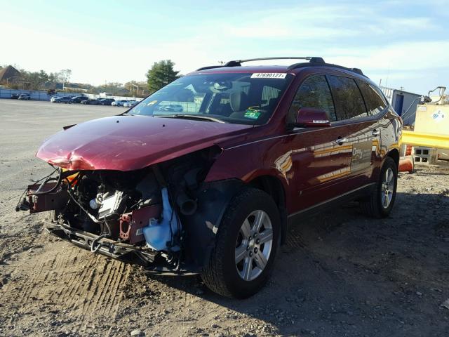 1GNLRFED1AS139956 - 2010 CHEVROLET TRAVERSE L RED photo 2