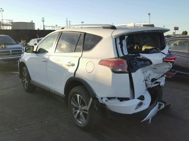 JTMWFREVXGJ090814 - 2016 TOYOTA RAV4 XLE WHITE photo 3